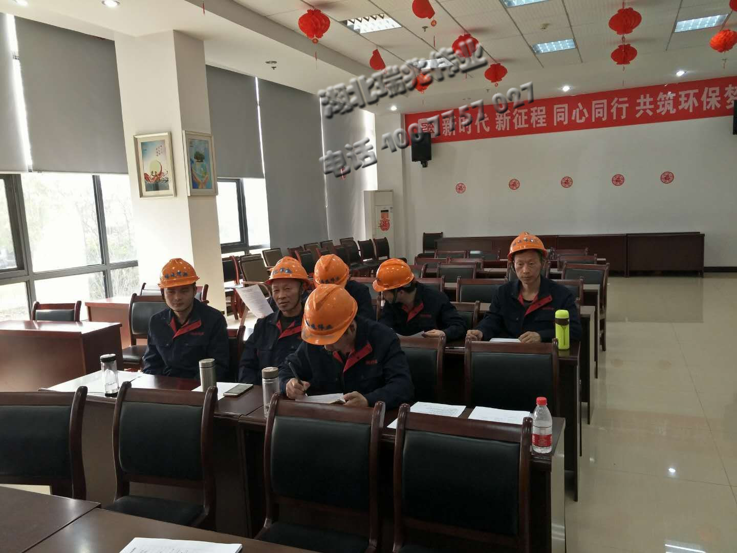 瑞泰風(fēng)工業(yè)大風(fēng)扇、鋼結(jié)構(gòu)廠房通風(fēng)降溫方案、廠房車間通風(fēng)降溫方案、大型工業(yè)風(fēng)扇、物流倉(cāng)儲(chǔ)大風(fēng)扇、大吊扇、工業(yè)風(fēng)扇、廠房車間降溫設(shè)備、廠房車間通風(fēng)設(shè)備、車間溫控設(shè)備、工業(yè)大吊扇、工業(yè)大風(fēng)扇、工業(yè)節(jié)能風(fēng)扇、湖北瑞兆偉業(yè)通風(fēng)降溫科技有限公司