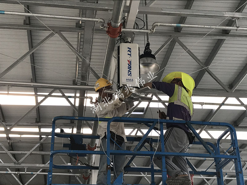 大型工業(yè)吊扇、工業(yè)大風(fēng)扇、工業(yè)節(jié)能風(fēng)扇、廠房車間降溫通風(fēng)設(shè)備