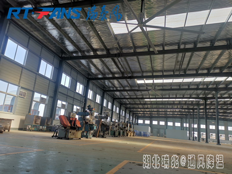高大型鋼構(gòu)廠房通風(fēng)降溫很重要，不信你來(lái)看看